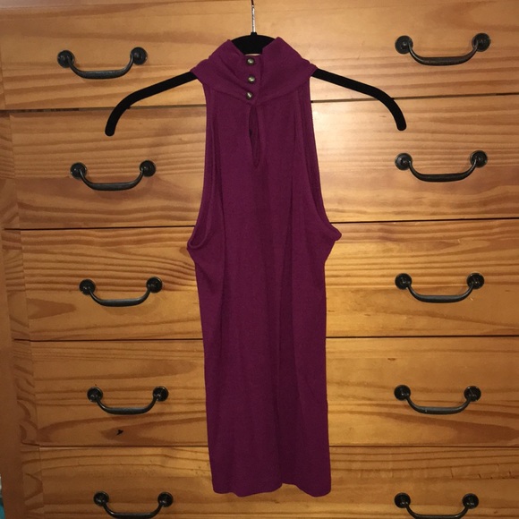 Top - Picture 2 of 2